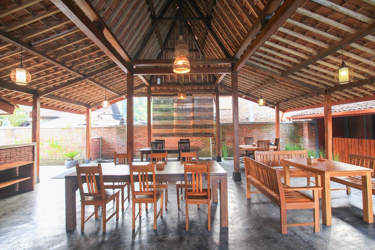 Wahid Borobudur Magelang Exterior photo